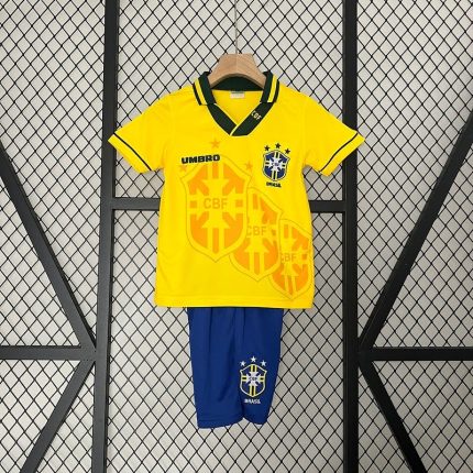 Retro kids Brasil 93∕94 home size: 16-28