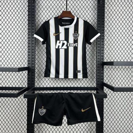 2627 kids Atlético Mineiro home game 16-28