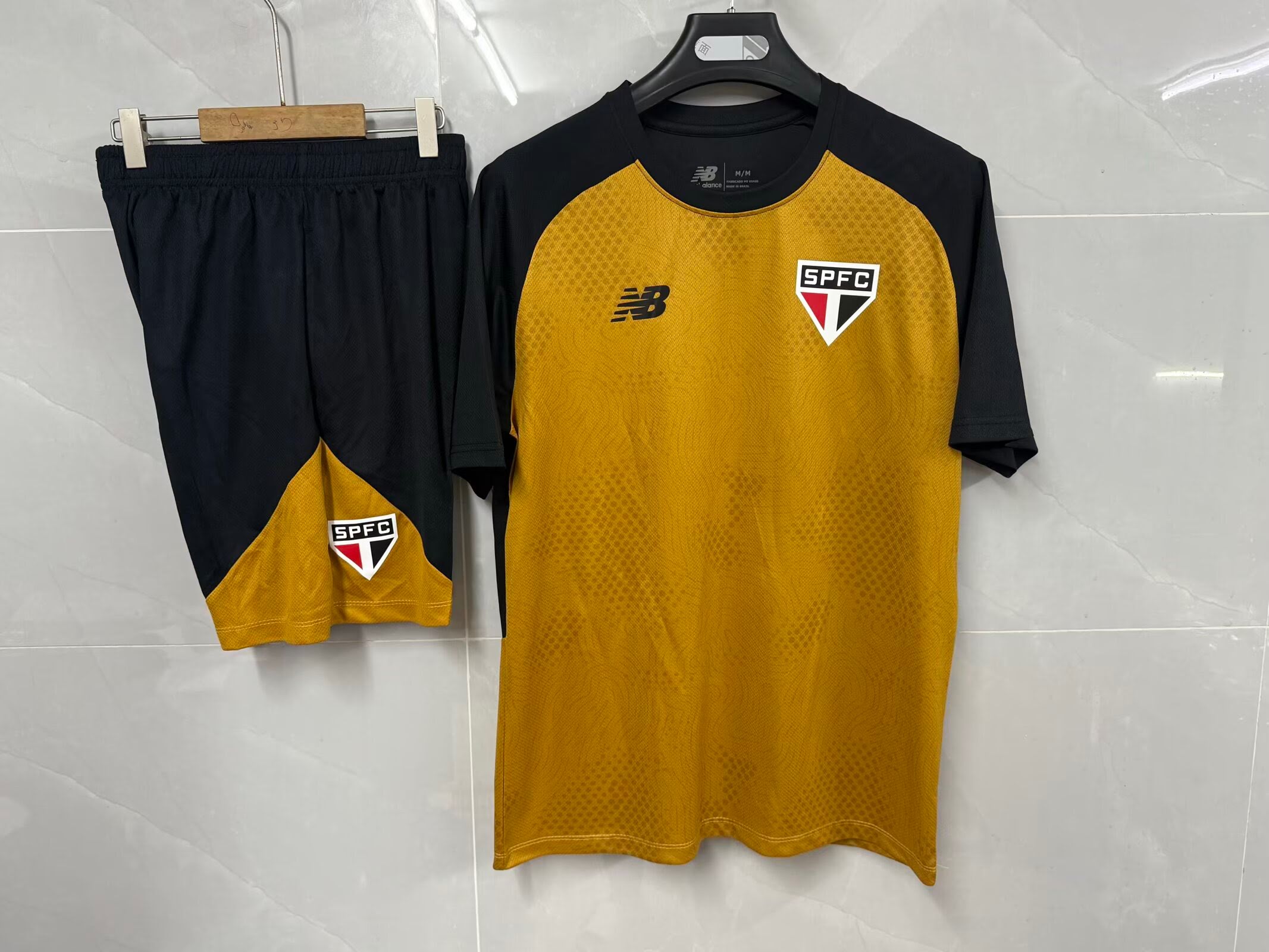 26-27 S&atilde;o Paulo yellow training kit: S-4XL